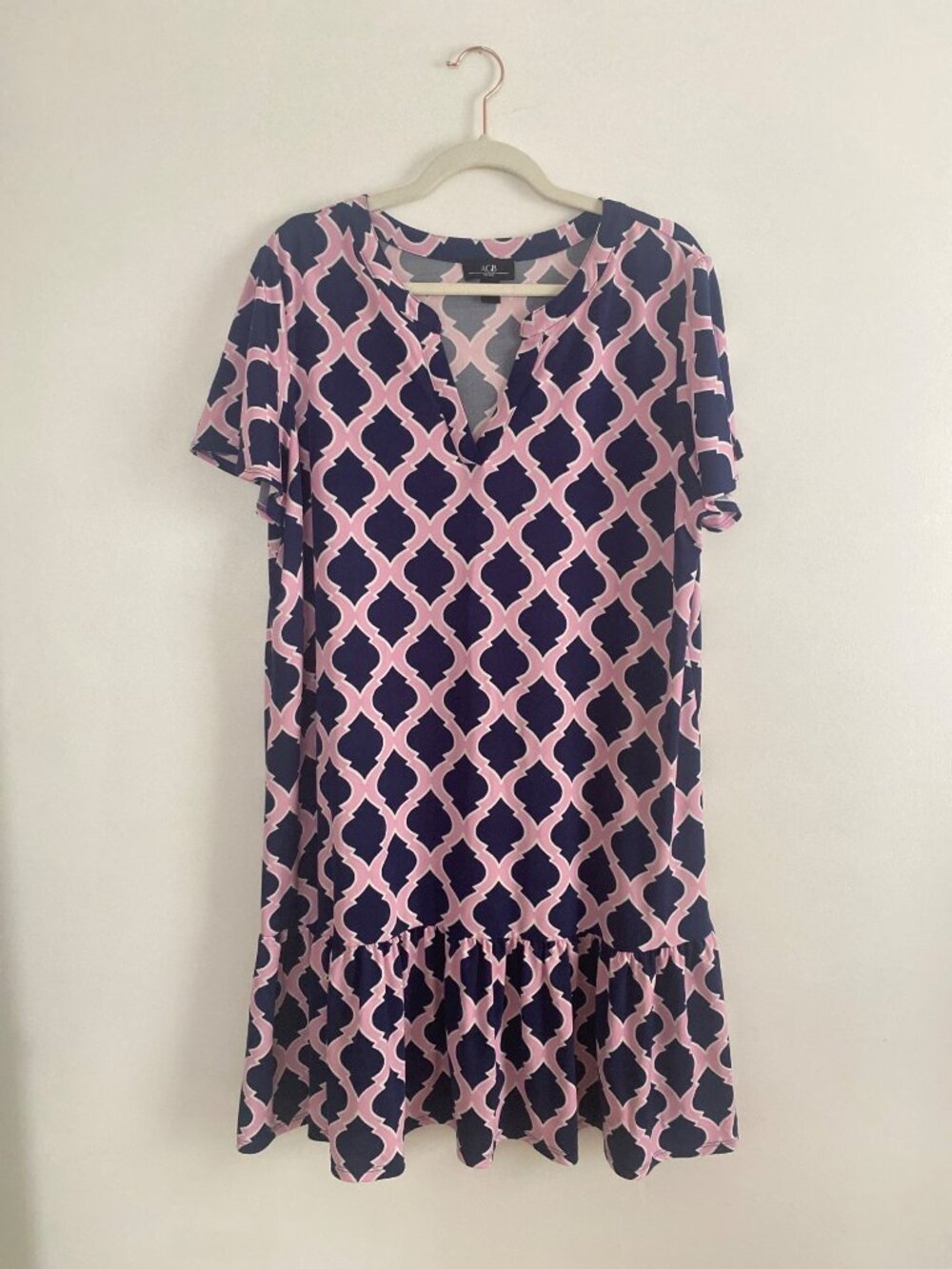 AGB Women's Dress Size XL Navy Pink Geometric Print Short Sleeve V-Neck